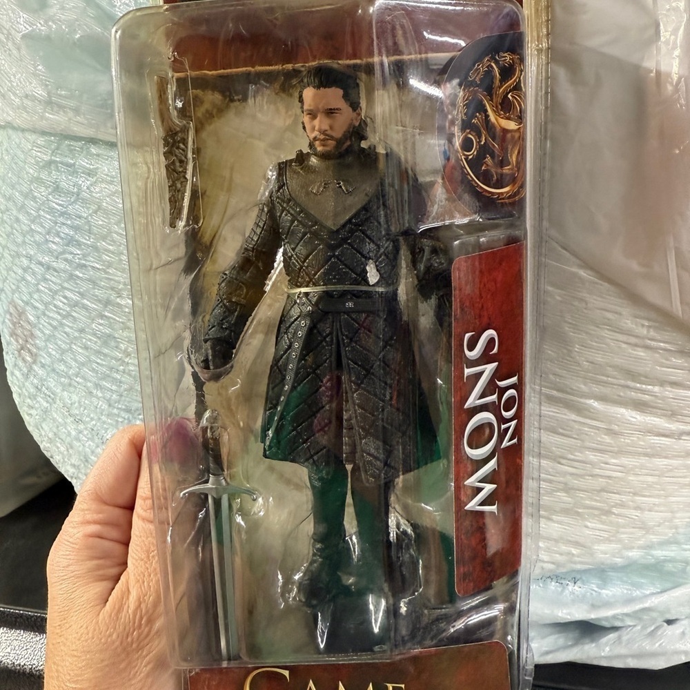 HBO Game of Thrones Action Figures Set Of 3 JonSnow, Arya, McFarlane Toys NEW - Picture 15 of 16